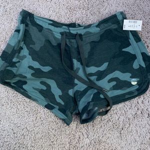 aeropostale camo shorts